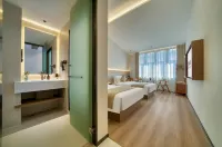 The Moonlit Temple Hotel (Wenzhou Longwan International Airport Branch) Hotels near Taoyindong Woyun Temple