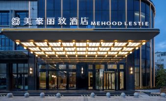 MEHOOD LESTIE  Hotel (Kunming Guandu Ancient Town Haile World Branch)
