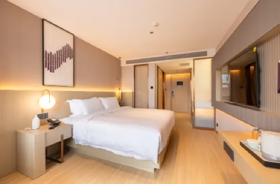 LAVANDE  Hotel (Hunchun Century Square Store) Отели рядом с достопримечательностью «Yanbian University(Hunchun Campus)»