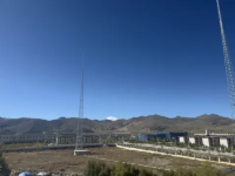 Tingri Gangjianba Tibetan Grand Hotel