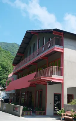 Meike Aitu Hostel - Hot Springs
