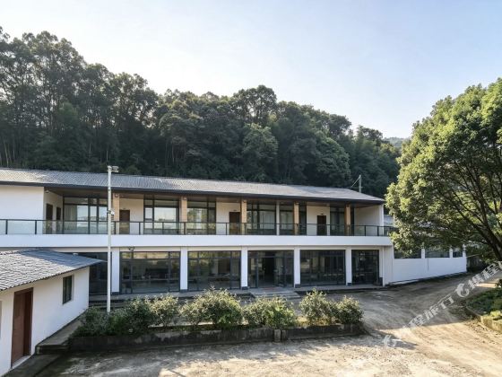 Jingwei Mountain Lodge