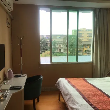 Hongfeng Hotel