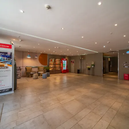Jingjie Hotel (Lingao Bus Station)
