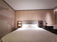 汉庭酒店(无锡太湖国际科技园店) - 零压高级大床房