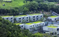 New Century Resort Huzhou - Mountain view