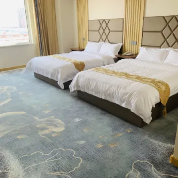 Harbin Xihua Hotel Отели рядом с достопримечательностью «Jintaizu Mausoleum»