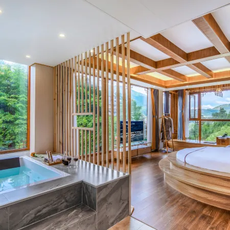 Yunxi Shang Viewing Homestay (Longji Terraces Thousand-Floor Sky Ladder Observation Deck)