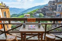 Longji Terrace Ping'an Hotel (Qixing Banyue Viewing Desk)