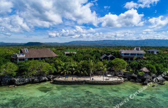 藍色蘭花度假村