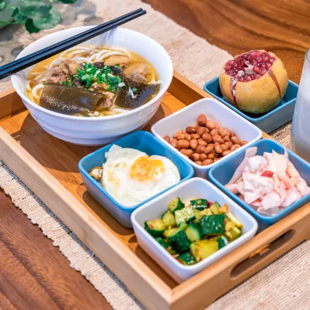 Pinyun · Qingju Hotel