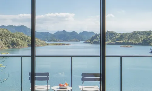 Lost Villa · Thousand-Island
