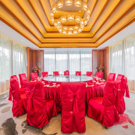 Guangdong Deer Lake Spa Holiday Hotel