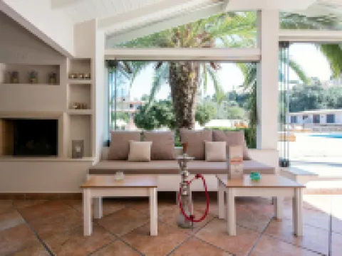 アニタ ホテル ペラマのホテル