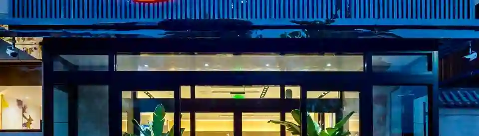 Vluky Hotel (Chongqing Guanyinqiao Branch)