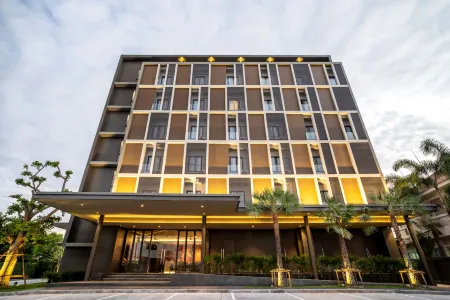 Xotel Отели рядом с достопримечательностью «Faculty of Humanities and Social Science Khon Kaen University»