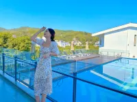 Itree Courtyard Resort - Rooftop Pools