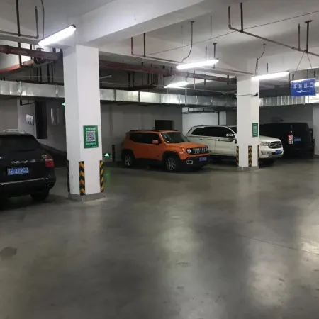 Orange Hotel (Changshu Garment Mall Fangta Street Branch)
