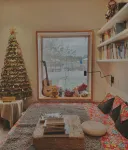 easy leaf  (Folk Street Store) Hotels near King of the Arctic Trees