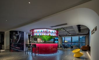 Lensay Hotel