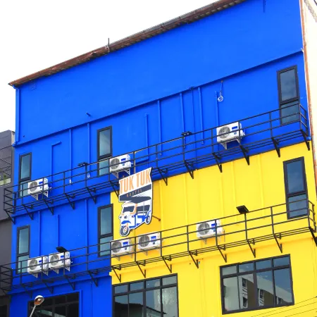 Tuk Tuk Hostel