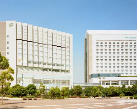 โรงแรมสปริงส์ มากุฮาริ โรงแรมในชิบะ