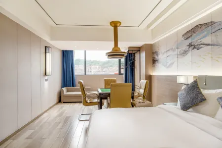 Fengshang Hotel Отели рядом с достопримечательностью «Longhuashan Park»