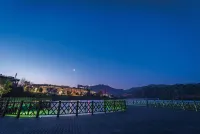 Tianquan Lakeside Cloud Hotel