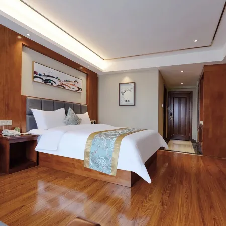 Rujia Pebble Hotel (Xinyang West Street Yangcheng No. 2 Middle School)