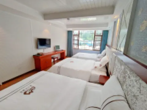 Mingshan Hotel (Thai-style Building) Hoteles cerca de Leidong Plain