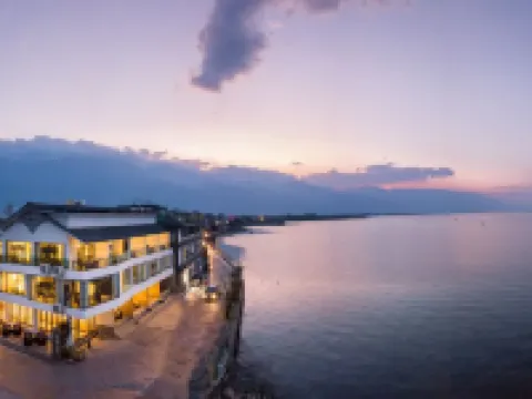 mosuo Villa | LuguLake mosuo· Lake View Resort (LuguLake Daluo Village Branch) 닝랑 호텔