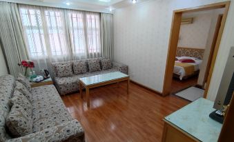 Beijing Hailing Hotel (Yuquan Road Subway Station)