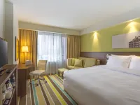 Hampton by Hilton Warsaw City Centre Hotels near Grzybowski Square
