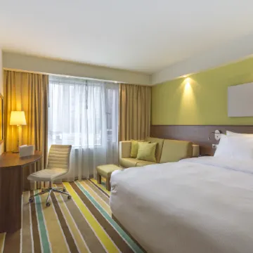 Hampton by Hilton Warsaw City Centre Отели рядом с достопримечательностью «Центральное статистическое бюро»