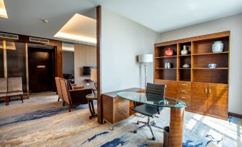Wancheng Yunhan Hotel (Lu'an Station Branch)