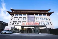 GreenTree Eastern Hotel (Beijing Guomao Sihui Gaobeidian Subway Station) Hotels in Beijing