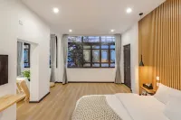 Shenjun Chinese Inn (Weishan Ancient City Xinggong Tower)