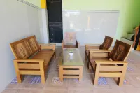 Losmen Alden Hotels in Kretek