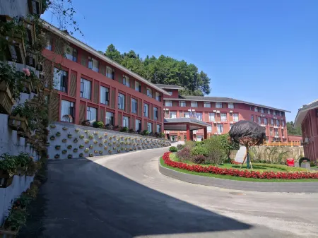 Majiang Deep Blue Hotel (Double Support Plaza) Отели в г. Мацзян