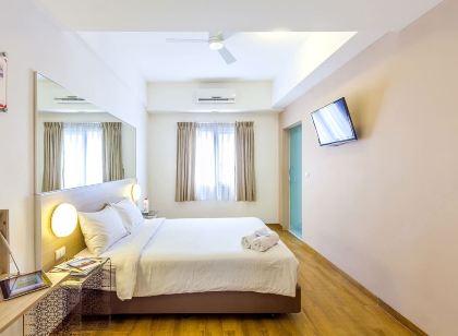 Monoloog Hotel Bekasi
