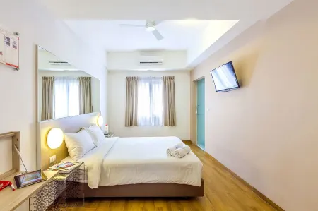 Monoloog Hotel Bekasi Отели в г. Rawalumbu