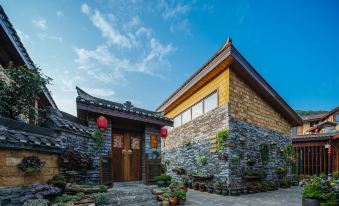 Floral She · Phoenix Fengqi Mountain Homestay (Laojiazhai Scenic Spot)