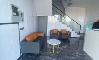 Nanchang Auchan Business Hotel