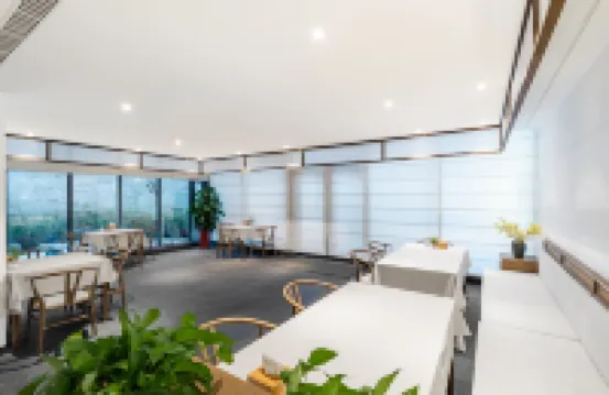 Floral Hotel·Luxury Yunben Hotel (Weihai Huancuilou Shop)