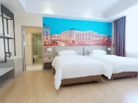 維也納飯店（平南中心廣場店） 平南縣財富廣場附近的飯店