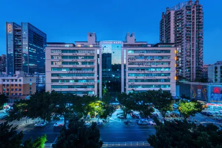Lavande Hotel Shenzhen Xixiang Baotian 1st Road Subway Station store