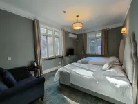 Longhao Holiday Hotel - 3-Star