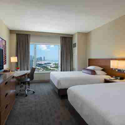 Hyatt Regency McCormick Place Rooms