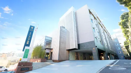 Hotel Asia Center of Japan Отели рядом с достопримечательностью «Аояма Гакуин Университет»