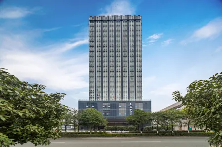 Lavande Hotel (Yichang East Railway Station Chengdong Avenue)